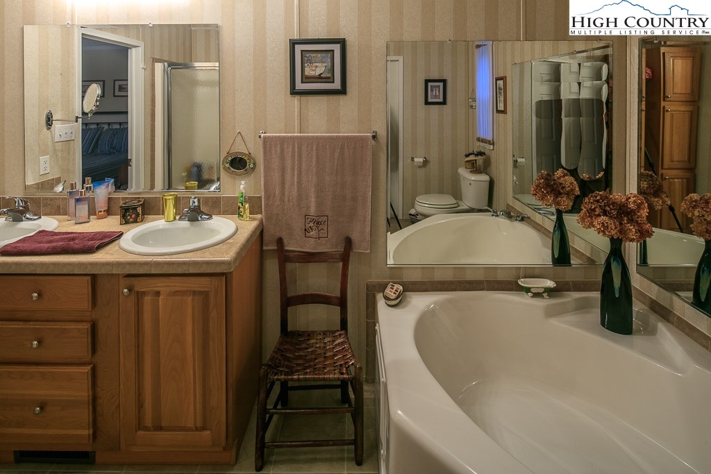 336 Joe Shoemaker Road Vilas, NC 28692 - Photo 36 of 42 Gallery Image 36