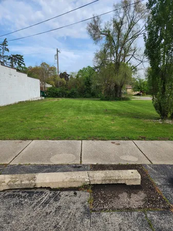 $65,000 | 37135 Goddard Road, Romulus, MI 48174