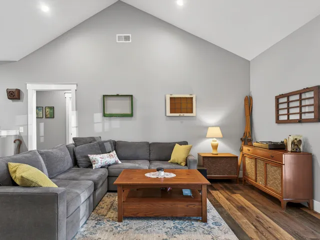 $499,900 | 10139 Ashley Lane, Bon Aqua, TN 37025