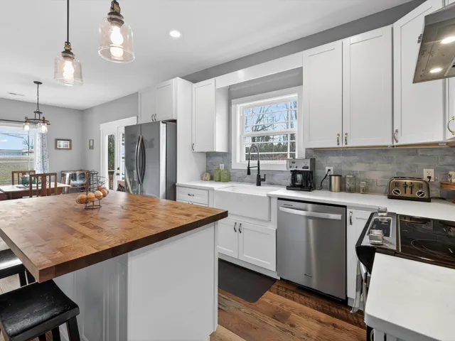 $499,900 | 10139 Ashley Lane, Bon Aqua, TN 37025