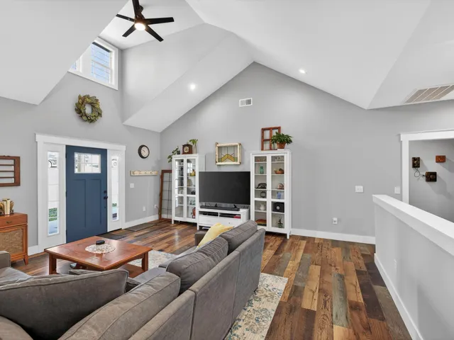 $499,900 | 10139 Ashley Lane, Bon Aqua, TN 37025