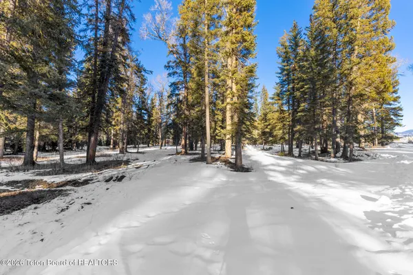 $2,950,000 | 455 East Buck Mountain Road, Jackson, WY 83001