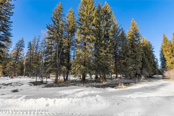 $2,950,000 | 455 East Buck Mountain Road, Jackson, WY 83001