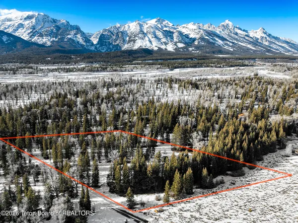 $2,950,000 | 455 East Buck Mountain Road, Jackson, WY 83001