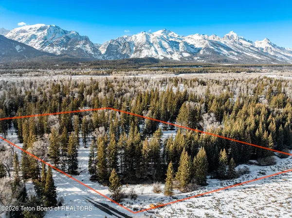 $2,950,000 | 455 East Buck Mountain Road, Jackson, WY 83001