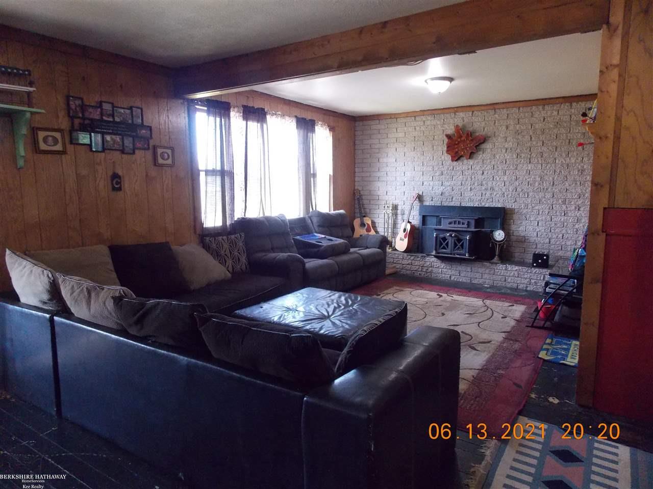 8679 Avoca Road Avoca, MI 48006 - Photo 9 of 29