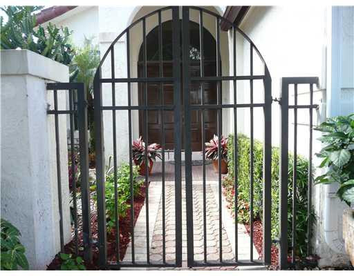 23229 Via Stel Boca Raton, FL 33433 - Photo 1 of 4 Exterior Front