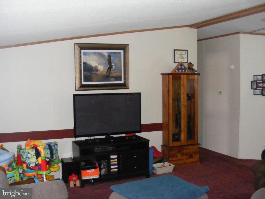 149 Weidler Lane Lititz, PA 17543 - Photo 3 of 24