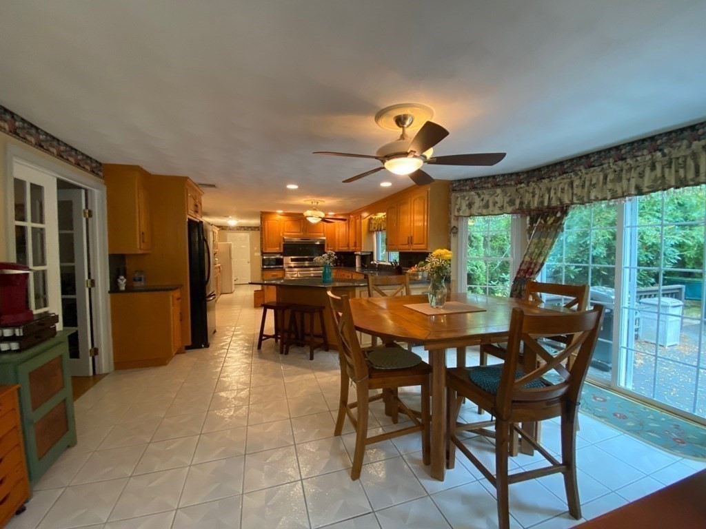 25 York Brook Road Canton, MA 02021 - Photo 4 of 29 Gallery Image 4