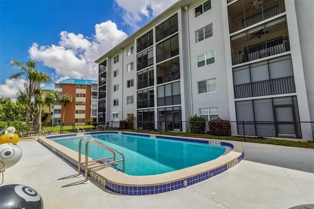 $229,000 | 190 Pebble Beach Boulevard, Unit 204, Naples, FL 34113