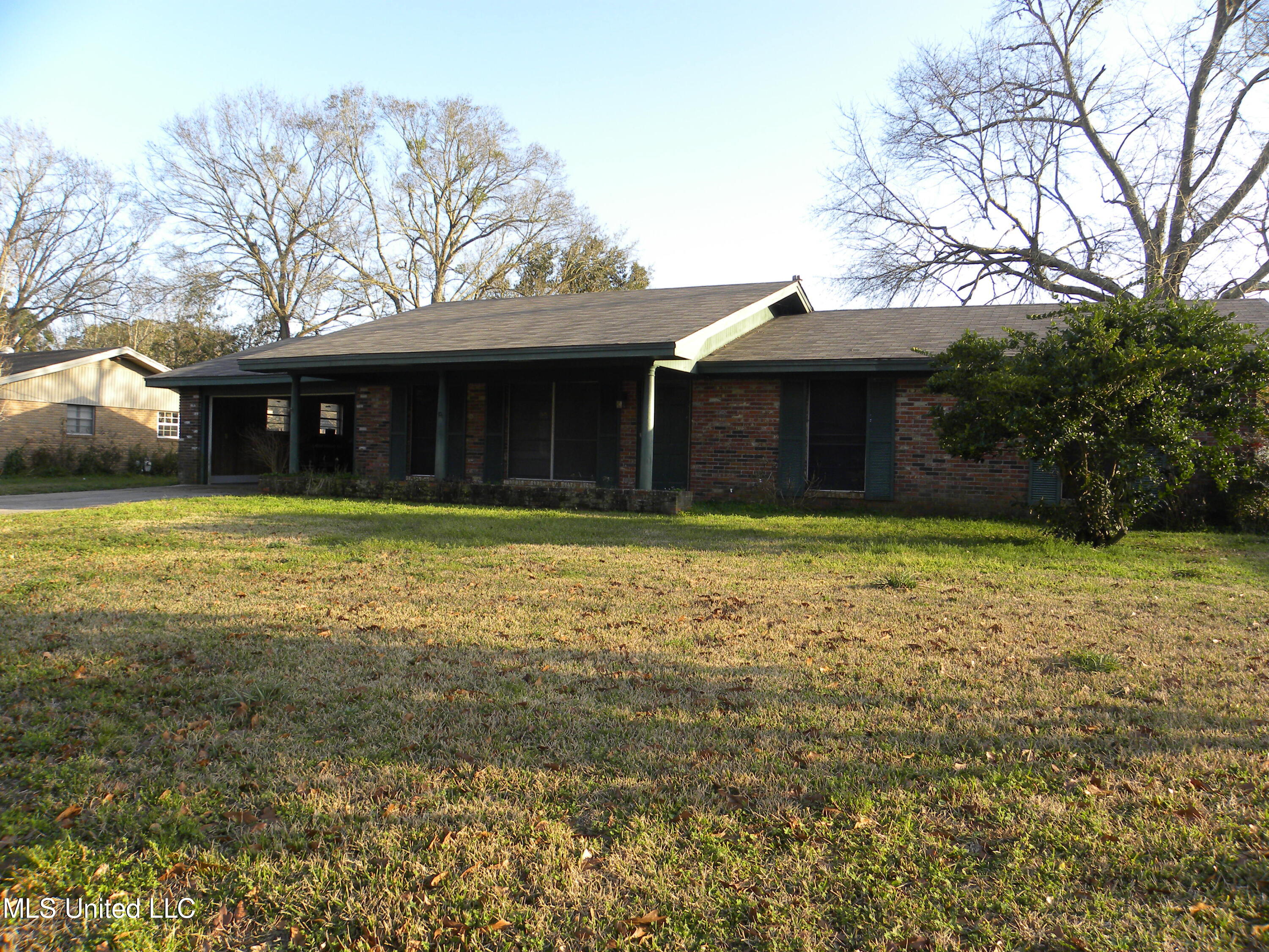 2507 Parkway Road Biloxi, MS 39531 - Photo 1 of 38 DSCN8231