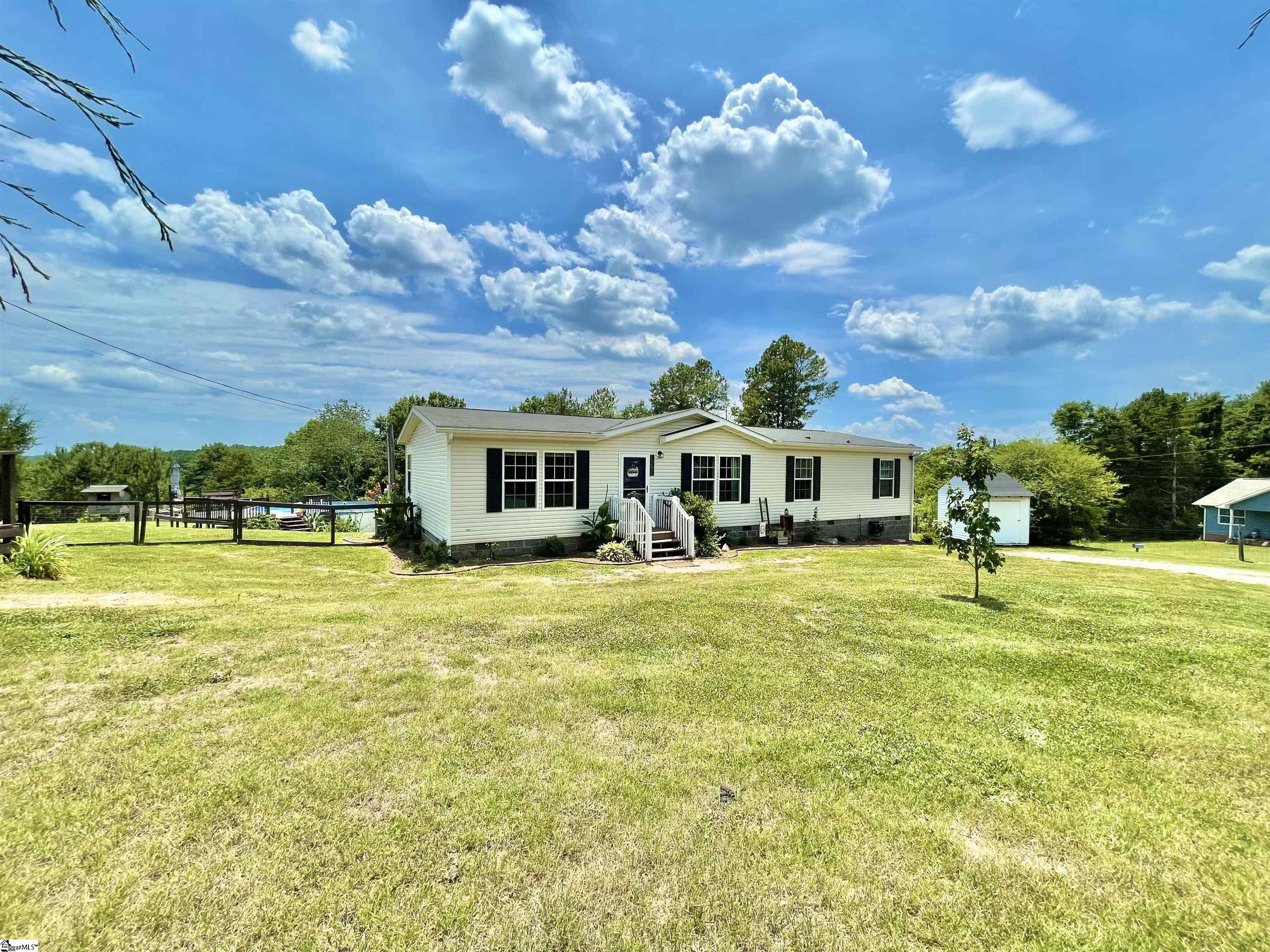 573 Jamison Road Liberty, SC 29657 - Photo 1 of 31