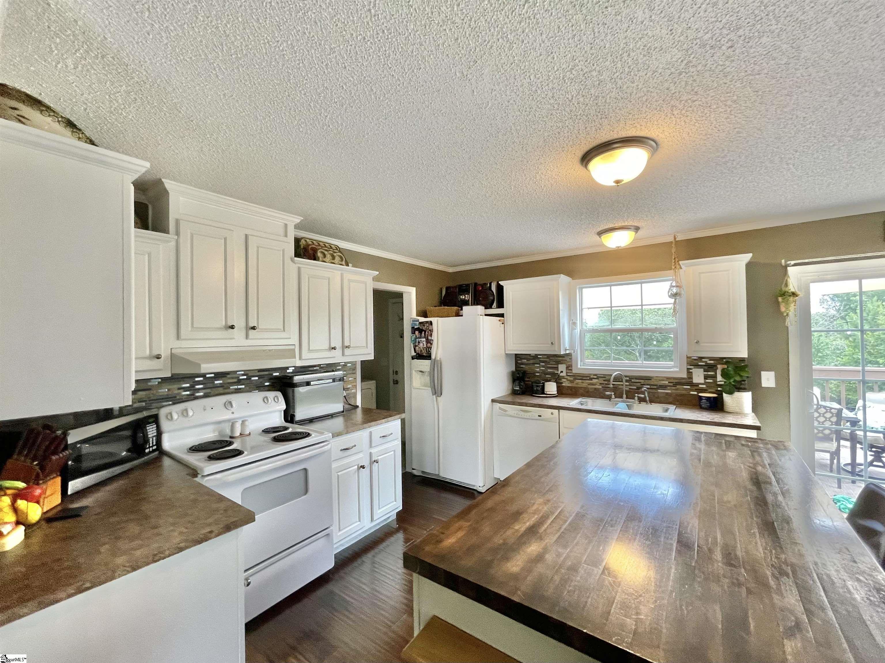 573 Jamison Road Liberty, SC 29657 - Photo 10 of 31