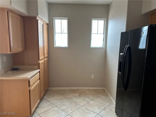 $1,650 | 3975 North Hualapai Way, Unit 142, Las Vegas, NV 89129