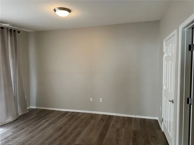 $1,650 | 3975 North Hualapai Way, Unit 142, Las Vegas, NV 89129