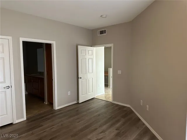 $1,650 | 3975 North Hualapai Way, Unit 142, Las Vegas, NV 89129