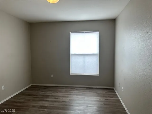 $1,650 | 3975 North Hualapai Way, Unit 142, Las Vegas, NV 89129