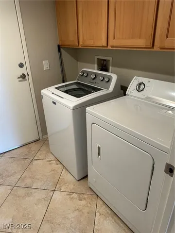 $1,650 | 3975 North Hualapai Way, Unit 142, Las Vegas, NV 89129