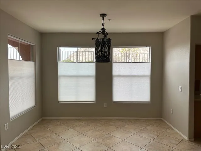 $1,650 | 3975 North Hualapai Way, Unit 142, Las Vegas, NV 89129