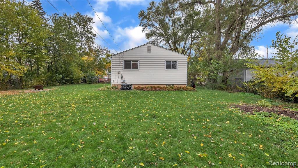 47285 Dequindre Road Rochester Hills, MI 48307 - Photo 48 of 52