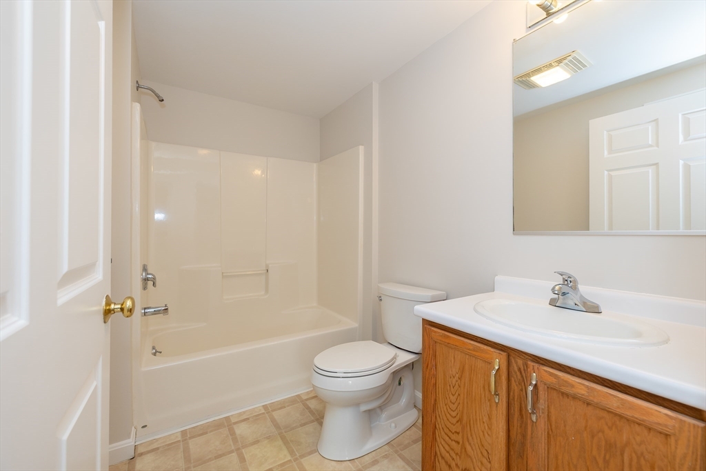 19 Cedarwood Road Billerica, MA 01821 - Photo 18 of 32 Gallery Image 18