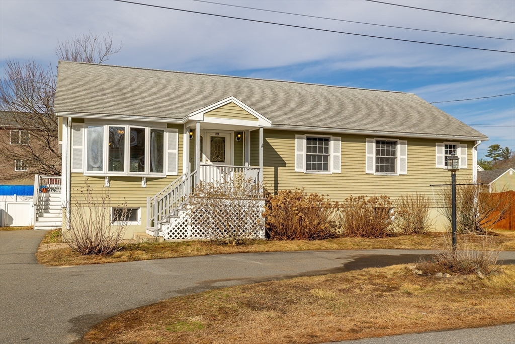 19 Cedarwood Road Billerica, MA 01821 - Photo 2 of 32 Gallery Image 2