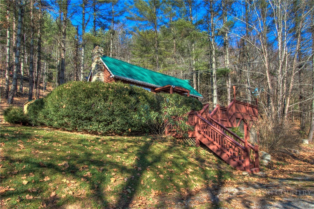 392 Old Danner Road Vilas, NC 28692 - Photo 19 of 23