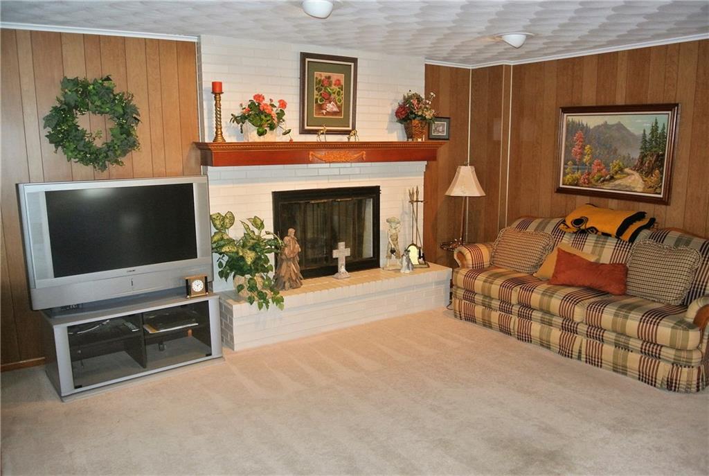 3509 Manor Road Anderson, IN 46011 - Photo 4 of 26 Gallery Image 4