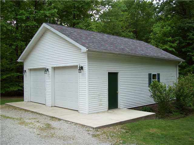 2020 South Conservation Club Road Morgantown, IN 46160 - Photo 3 of 24