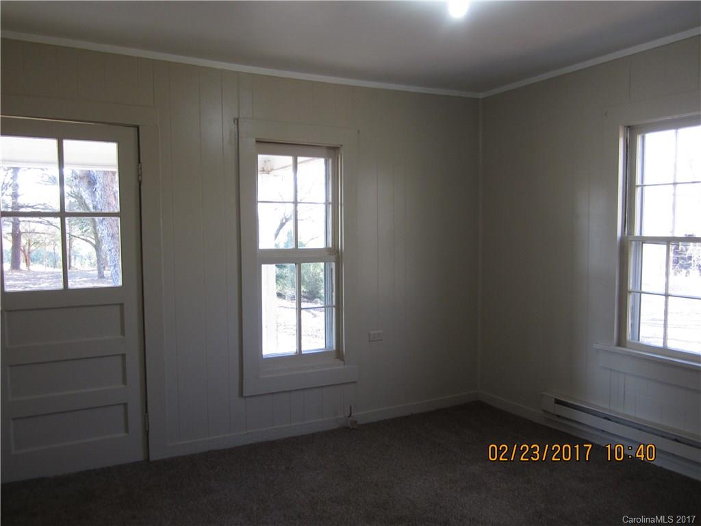 236 Buckhead Road Harmony, NC 28634 - Photo 3 of 13 Gallery Image 3