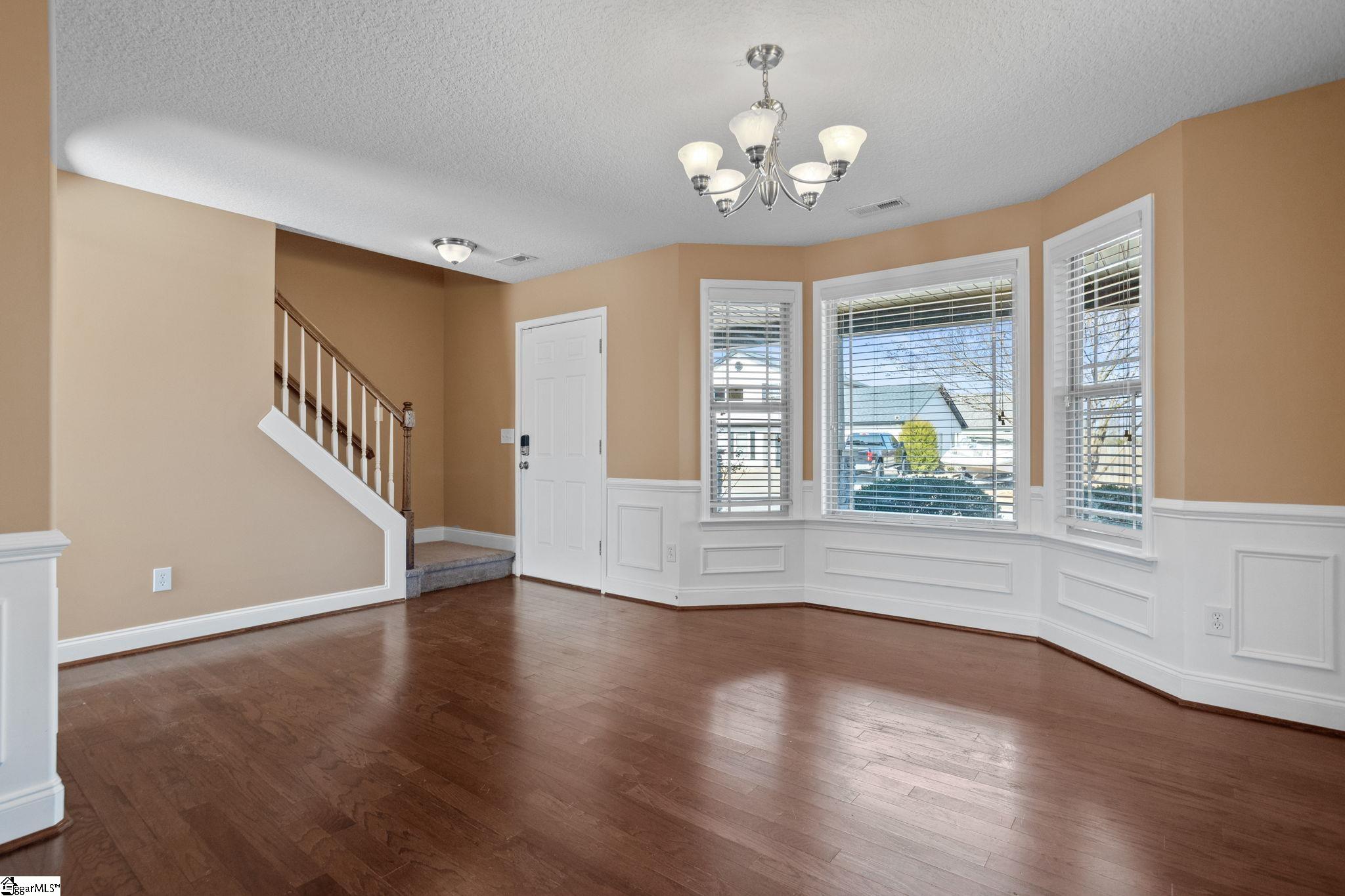 104 Melrose Road Greenville, SC 29605 - Photo 5 of 26 Gallery Image 5