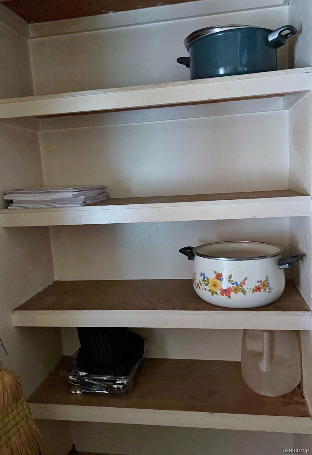 10418 Lansing Road Durand, MI 48429 - Photo 25 of 26 Pantry