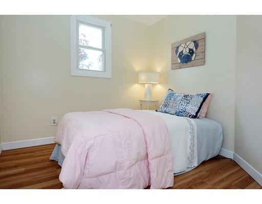 43 Bay State Road Reading, MA 01867 - Photo 18 of 30 Gallery Image 18