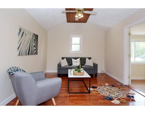 43 Bay State Road Reading, MA 01867 - Photo 10 of 30 Gallery Image 10