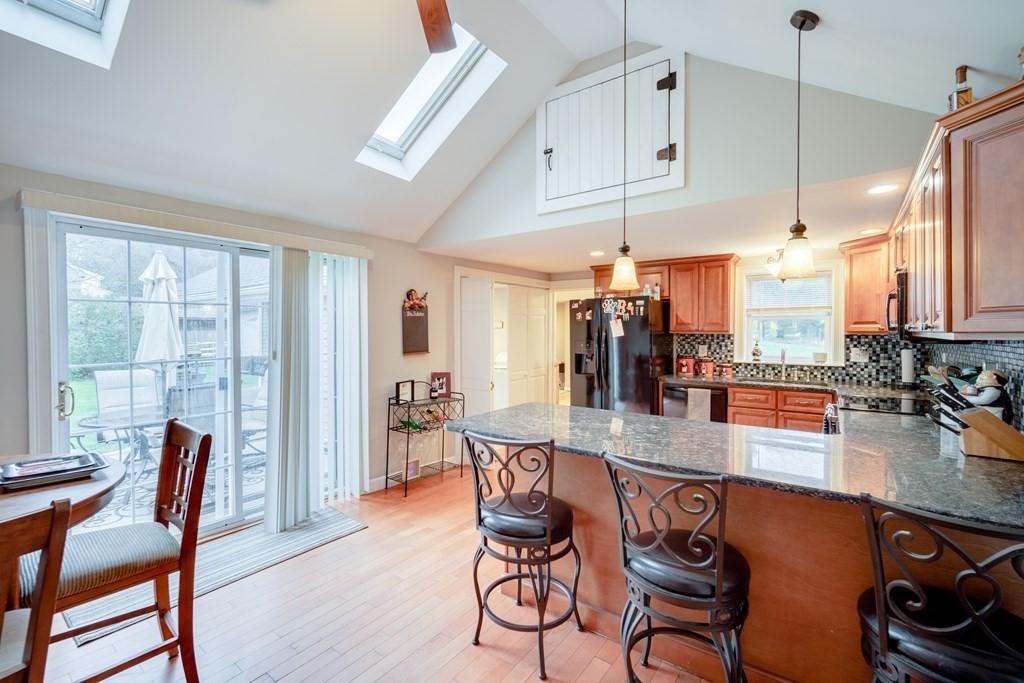 1 Mashapaug Road Holland, MA 01521 - Photo 8 of 36