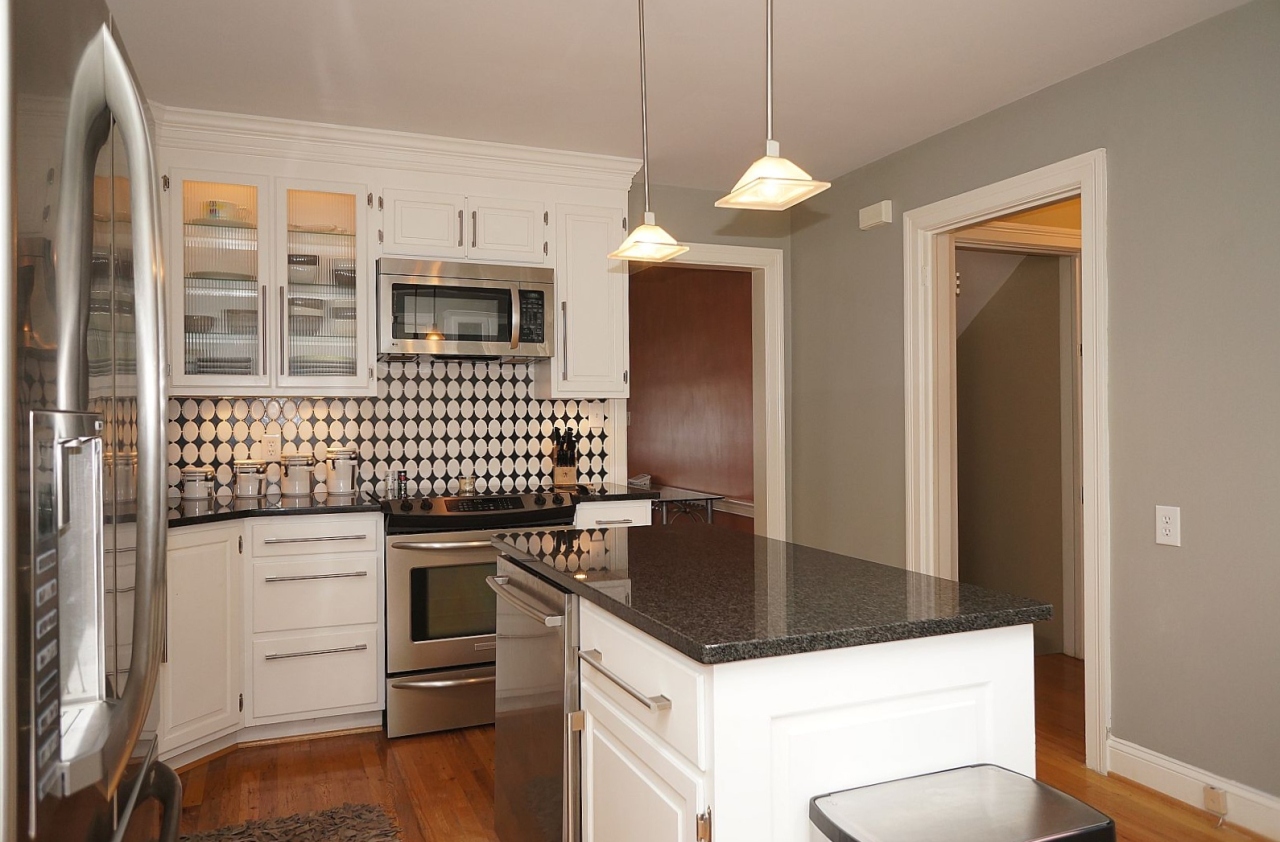 1840 Blenheim Road Southwest Roanoke, VA 24015 - Photo 11 of 35 dsc00390