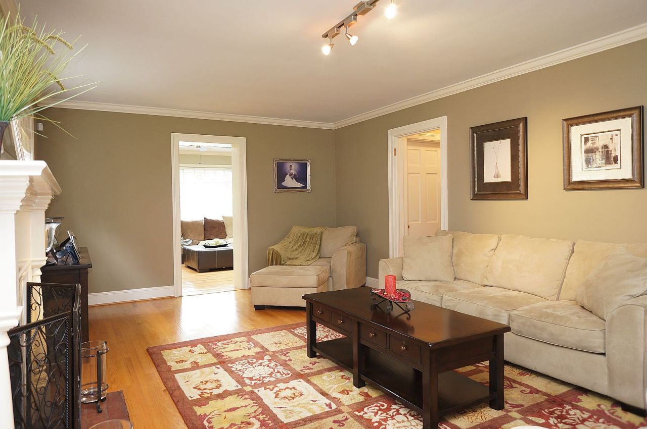 1840 Blenheim Road Southwest Roanoke, VA 24015 - Photo 3 of 35 dsc00368