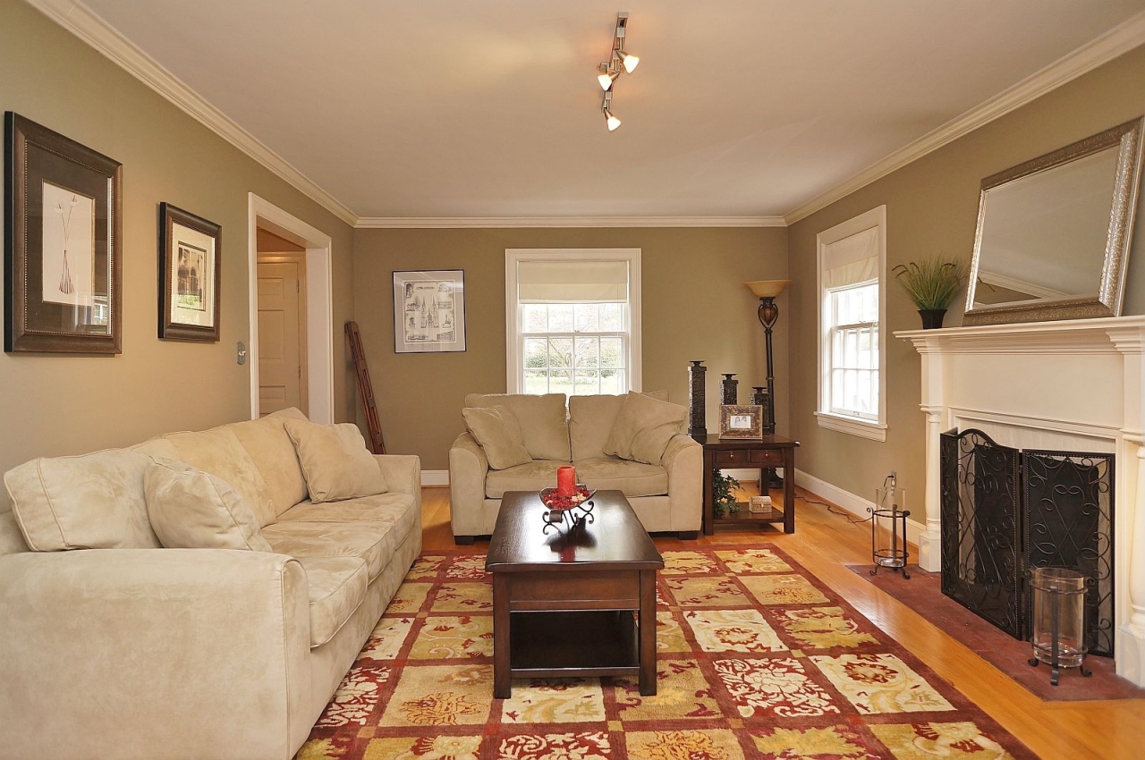 1840 Blenheim Road Southwest Roanoke, VA 24015 - Photo 4 of 35 dsc00370