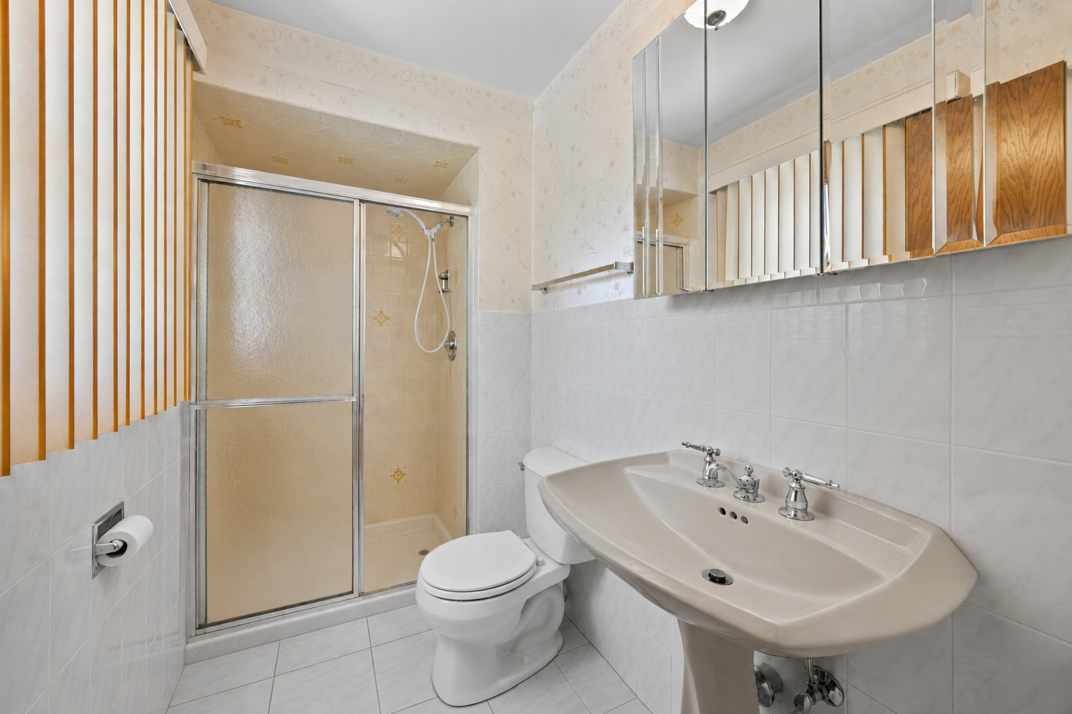 1012 Courtland Avenue Park Ridge, IL 60068 - Photo 14 of 31