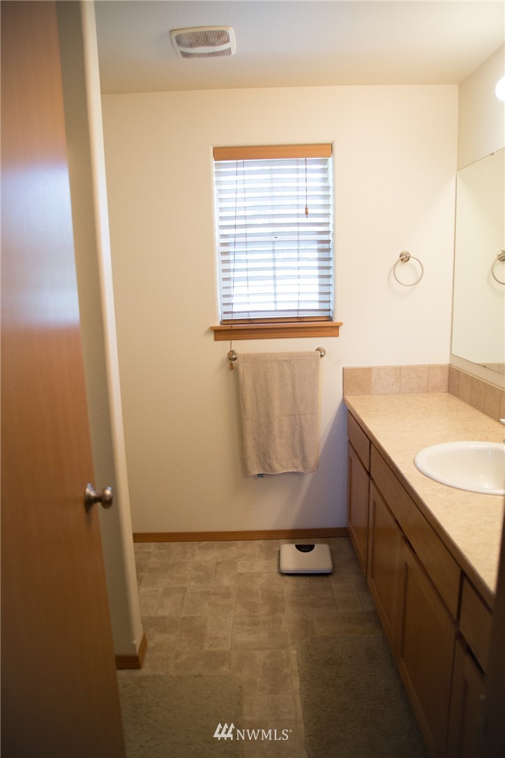 239 Parkside Loop Napavine, WA 98532 - Photo 11 of 13 Gallery Image 11