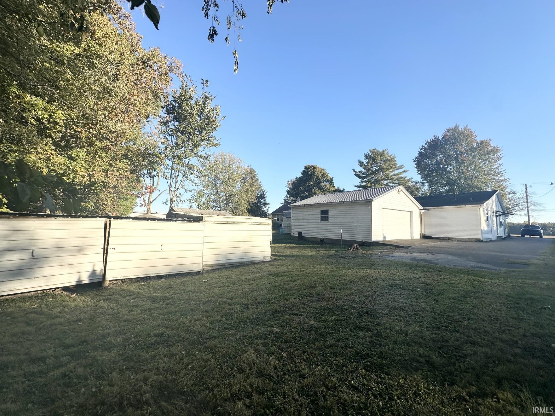 8044 Gardner Road Chandler, IN 47610 - Photo 16 of 21