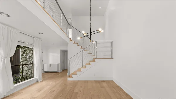 $2,800 | 1914 Augusta Drive, Unit 16, Houston, TX 77057