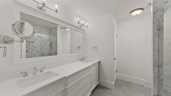 $2,800 | 1914 Augusta Drive, Unit 16, Houston, TX 77057