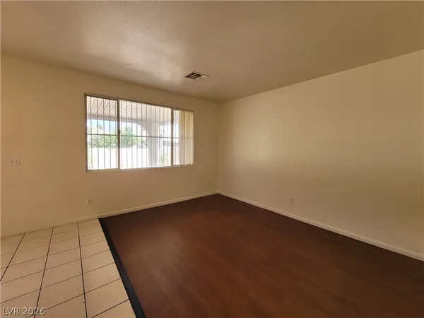 $1,900 | 1290 Hazel Tree Court, Las Vegas, NV 89142