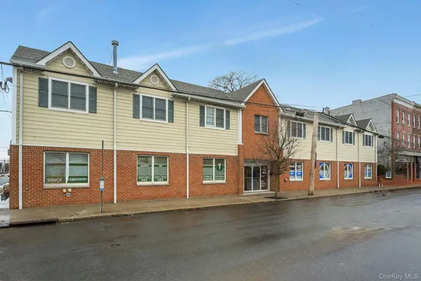 $5,995 | 115 Halstead Avenue, Unit 2A, Harrison, NY 10528