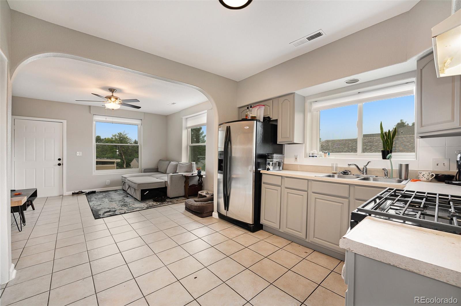 935 Raleigh Street Denver, CO 80204 - Photo 6 of 21 Gallery Image 6