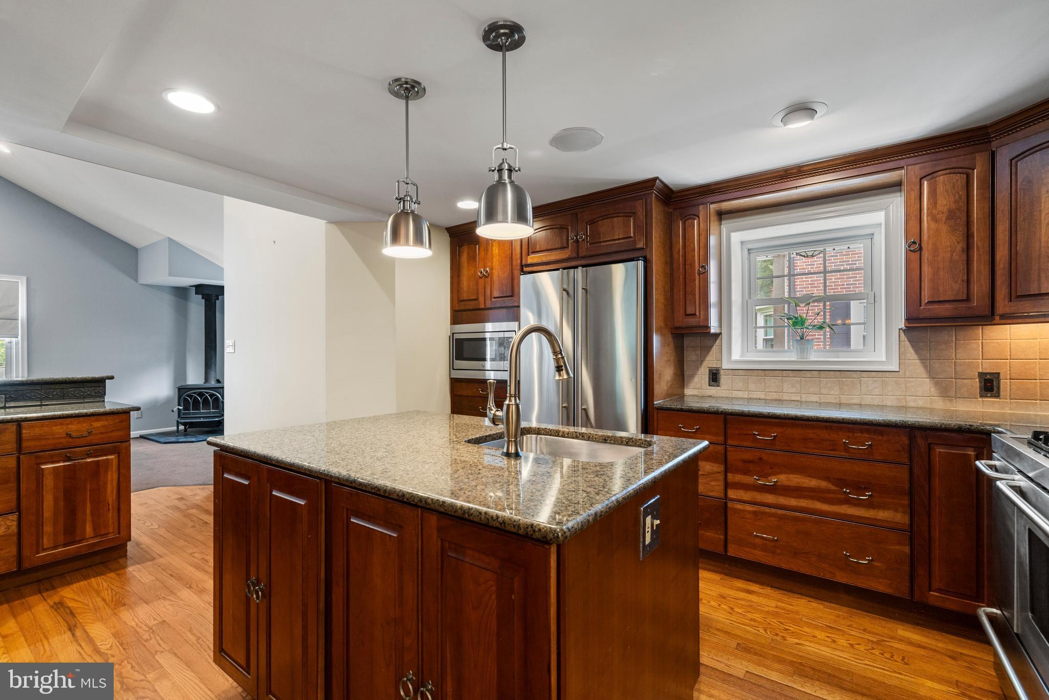 1202 Jericho Road Abington, PA 19001 - Photo 20 of 71 Kitchen with Island