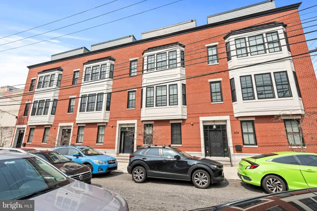 a car parked in front of a building