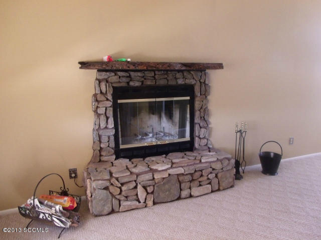 384 Polo Court, Unit CORTE Rio Rico, AZ 85648 - Photo 4 of 20