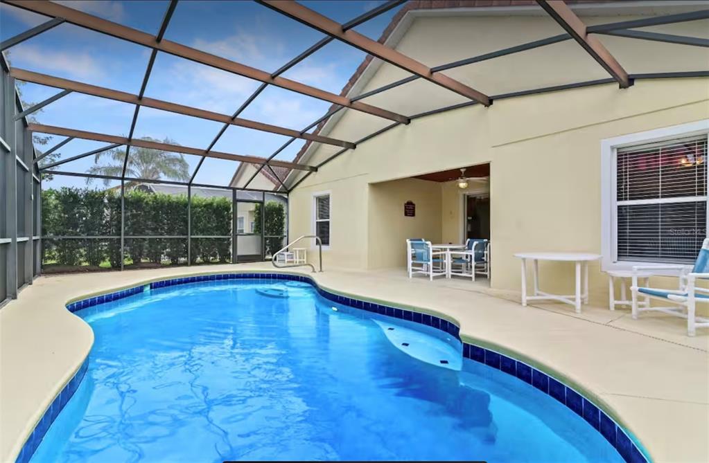 100 Cardinal Court Davenport, FL 33896 - Photo 28 of 30 a view of an empty room with a window